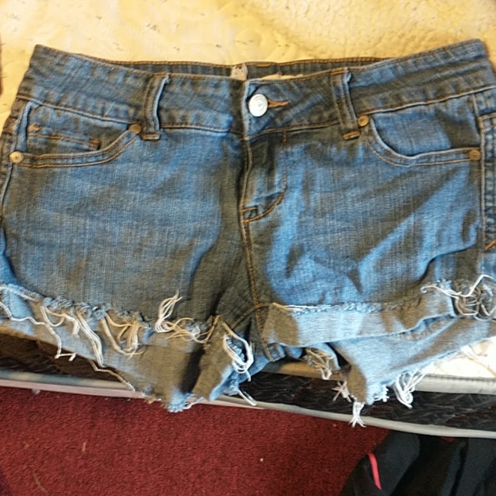 Cute jean shorts